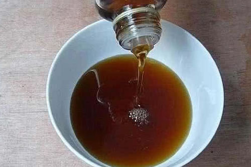 艾草功效:艾草香油治疗鼻炎