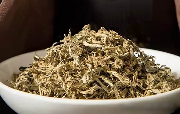 艾叶泡茶