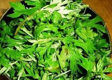 艾草泡脚