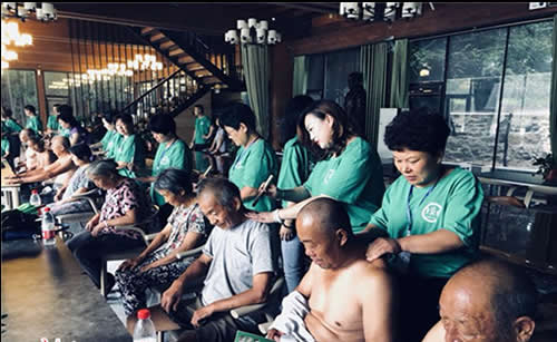 艾灸健康公益行