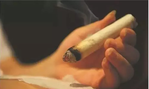 艾灸后手发麻是灸感吗