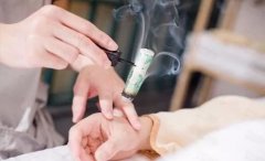 终于有人揭露艾灸的乱象了