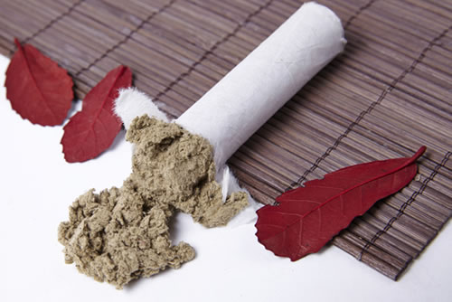 艾条熏房间的方法
