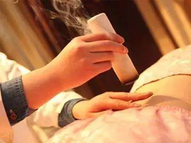 气血不足艾灸哪里_艾灸补气血