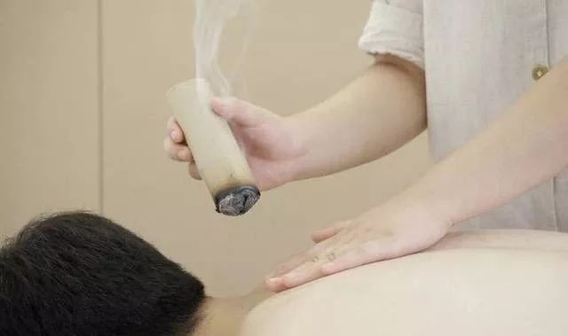 艾灸的禁忌,打死都不要这么干!