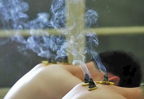 晚上可以艾灸吗