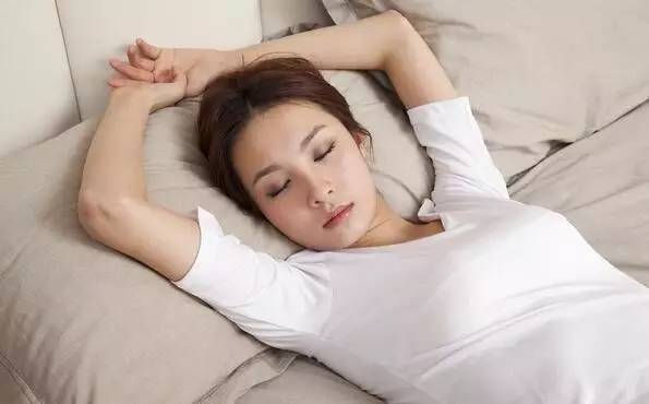 艾灸助女人青春不老,祛妇科病更要靠艾灸!
